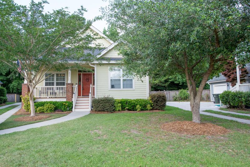 206 N Ainsdale Dr, Charleston, SC 29414