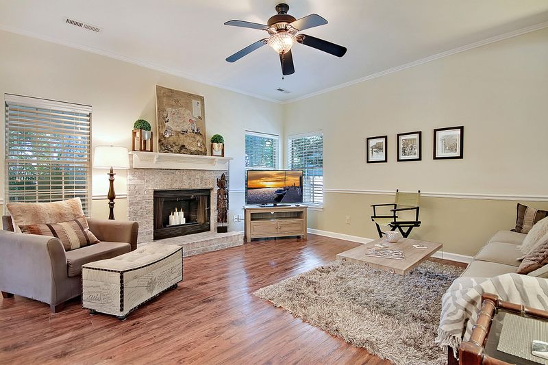 1305 Old Mill Ln, Mount Pleasant, SC 29464