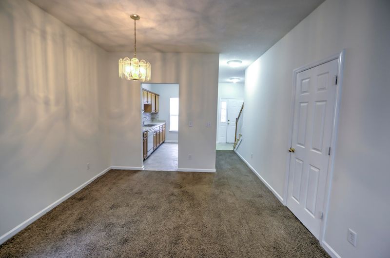 117 Pineshadow Dr, Goose Creek, SC 29445