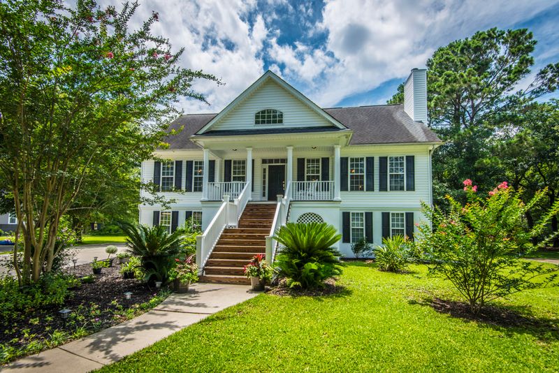 205 Ashmont Dr, Charleston, SC 29492