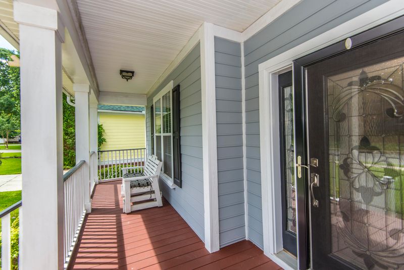8619 Woodland Walk, North Charleston, SC 29420