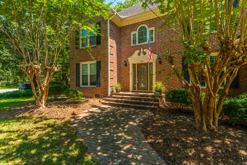121 Delaney Cir, Summerville, SC 29485