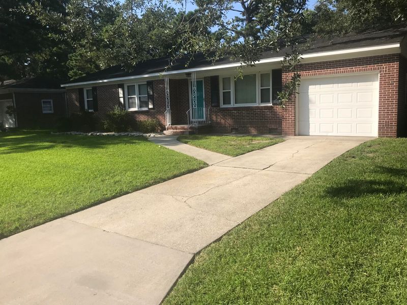 330 Swift Ave, Charleston, SC 29407