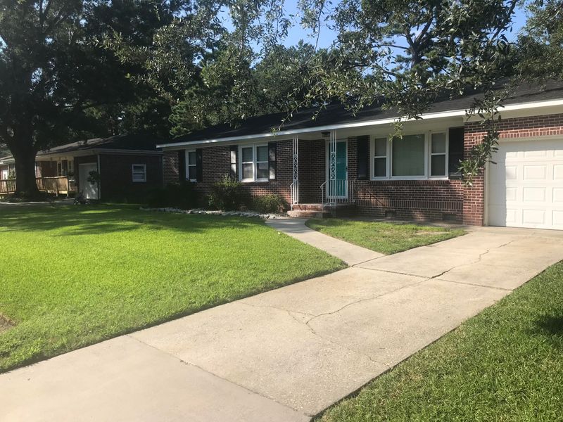 330 Swift Ave, Charleston, SC 29407