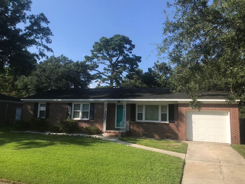 330 Swift Ave, Charleston, SC 29407