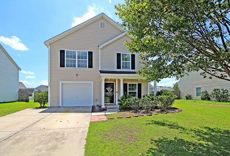 404 Lakewind Dr, Moncks Corner, SC 29461