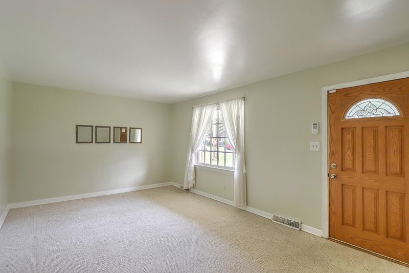 108 Richter Dr, Ladson, SC 29456