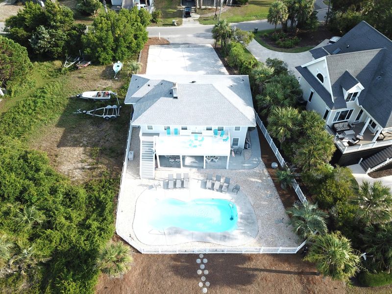 204 Charleston Blvd, Isle Of Palms, SC 29451