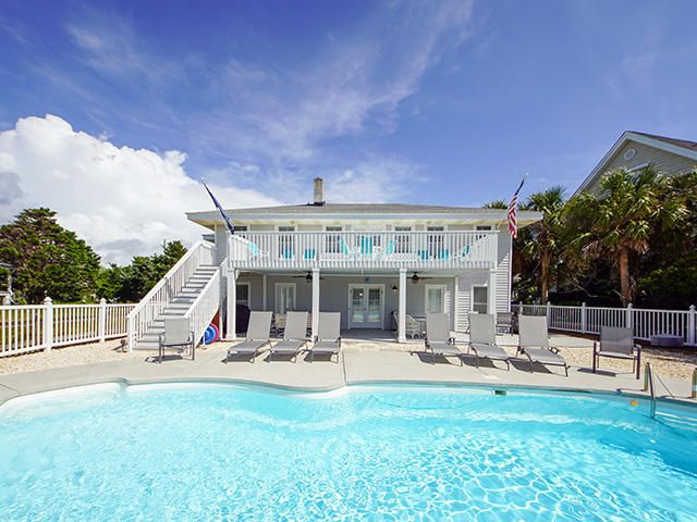204 Charleston Blvd, Isle Of Palms, SC 29451