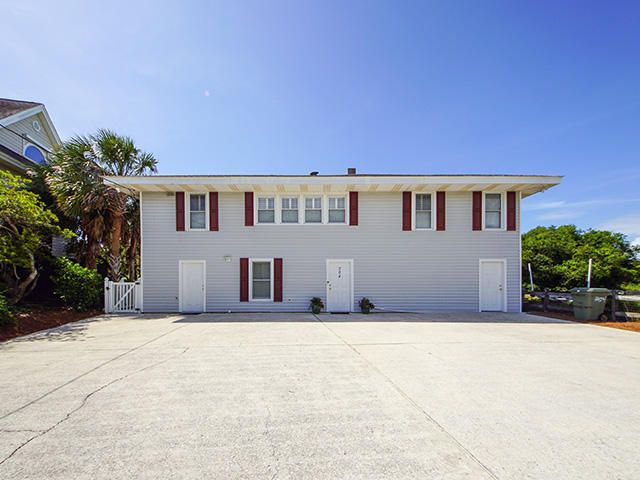 204 Charleston Blvd, Isle Of Palms, SC 29451