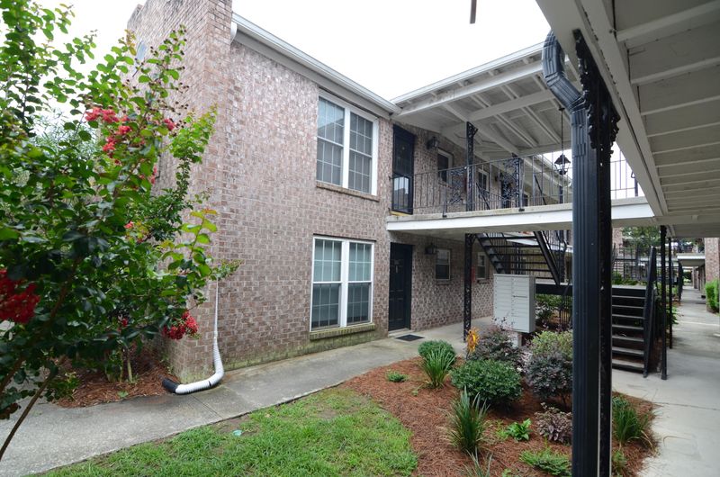 867 Colony Dr #F124, Charleston, SC 29407