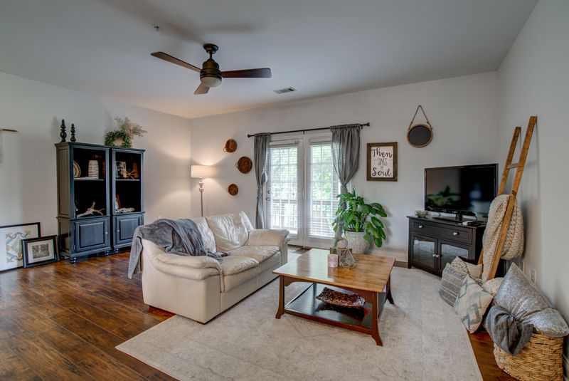 4515 Great Oak Dr, North Charleston, SC 29418