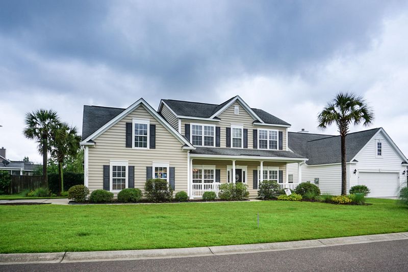7323 Kestrel Trl, Hanahan, SC 29410