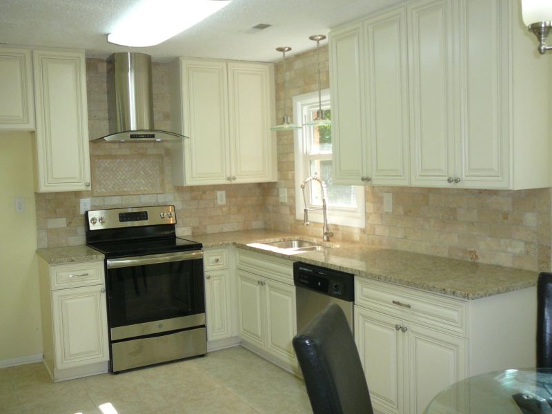 210 Amy Dr, Goose Creek, SC 29445