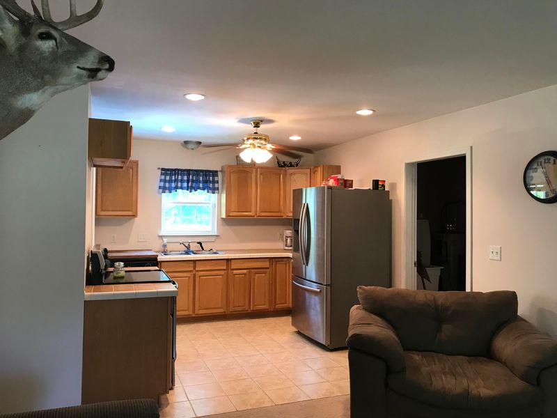 1960 Sc 402, Moncks Corner, SC 29461
