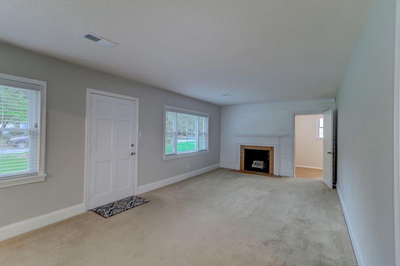 714 Whitmarsh Dr, Charleston, SC 29407