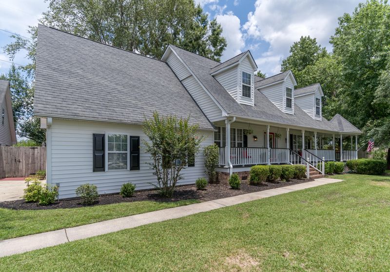 8128 Sardis Ct, North Charleston, SC 29406