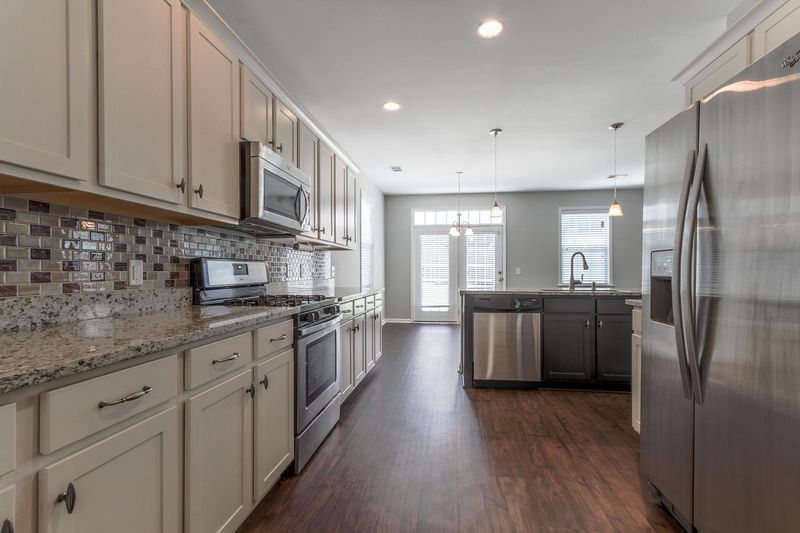 8088 Ronda Dr, Charleston, SC 29406