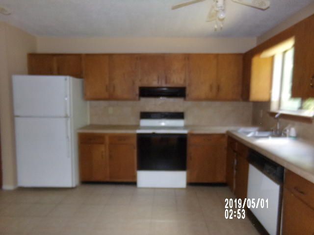 7819 Peppercorn Ln, North Charleston, SC 29420