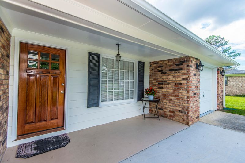 405 Beauregard Rd, Summerville, SC 29486