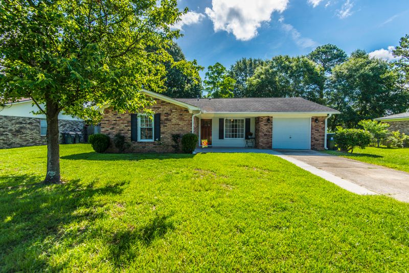 405 Beauregard Rd, Summerville, SC 29486