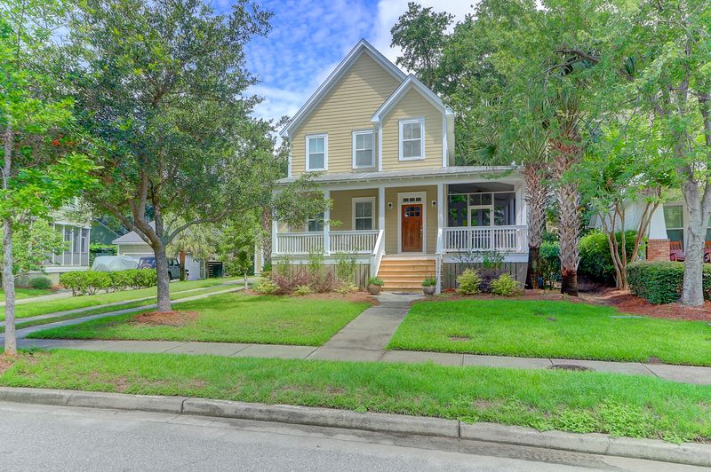 2046 Pierce St, Charleston, SC 29492
