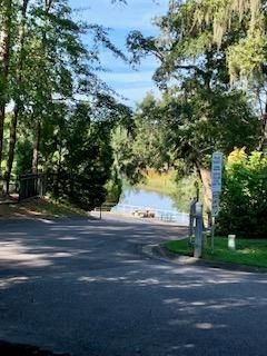 207 Seven Oaks Ln, Summerville, SC 29485