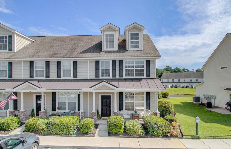 716 Hemmingway Cir, Summerville, SC 29483