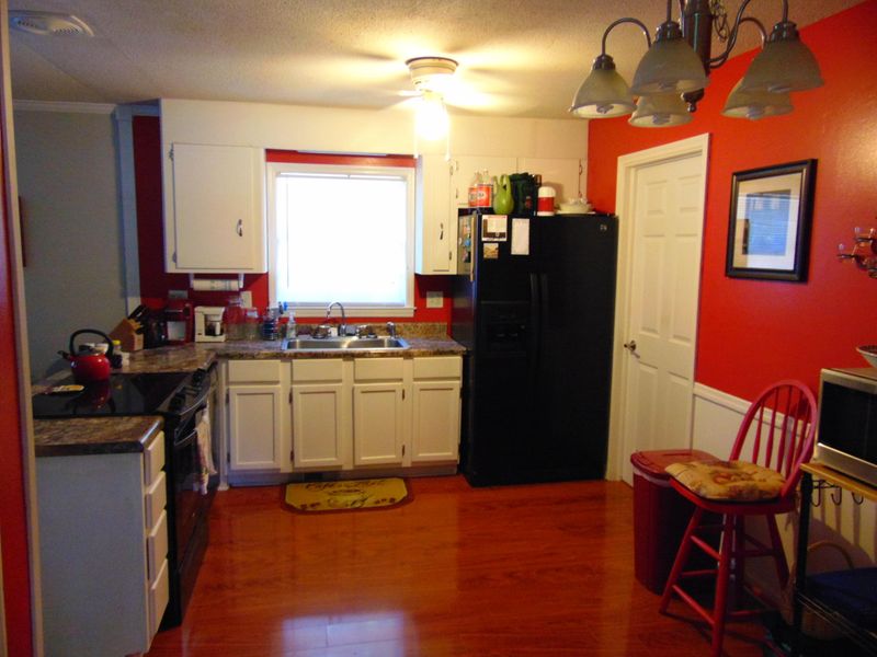 2448 Bengal Rd, North Charleston, SC 29406
