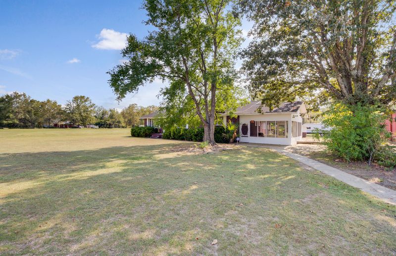 9622 Charleston Hw, Saint George, SC 29477