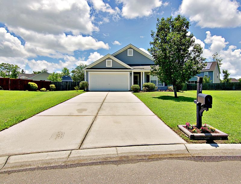 2355 Trey Ct, North Charleston, SC 29406