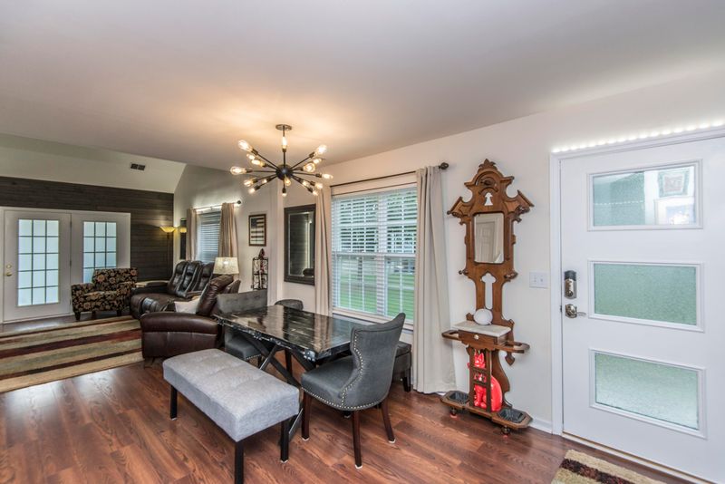 705 Poplar Grove Pl, Summerville, SC 29483