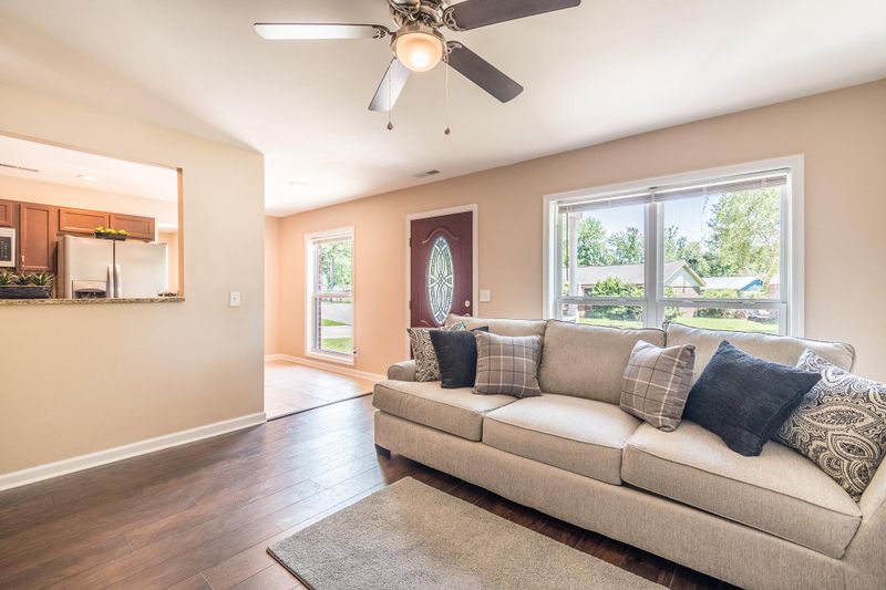 125 Heather Dr, Summerville, SC 29486