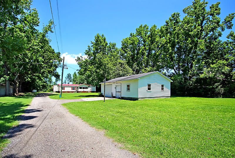 118 Atnia Ln, Moncks Corner, SC 29461