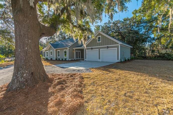 1349 Hamlin Rd, Mount Pleasant, SC 29466