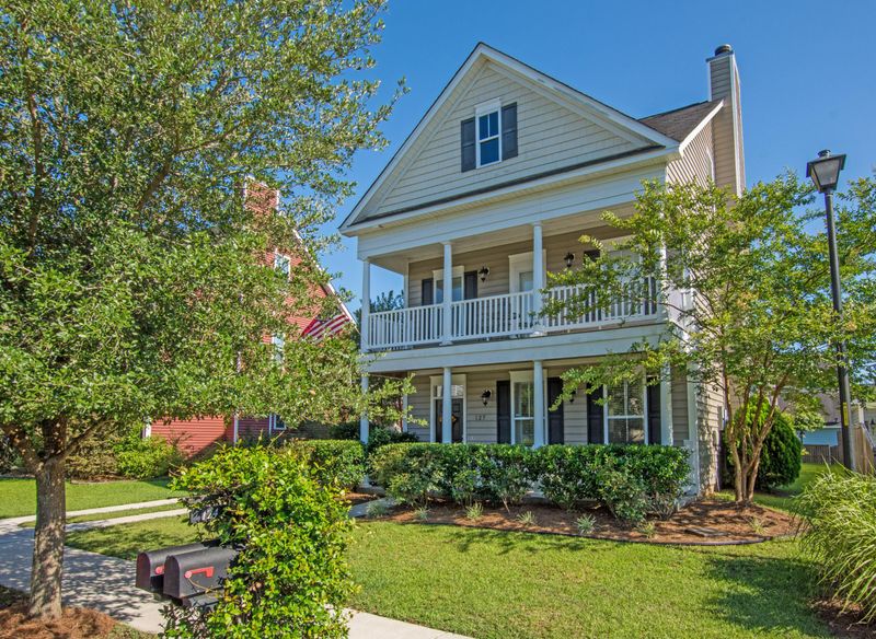 125 Scrapbook Ln, Summerville, SC 29483