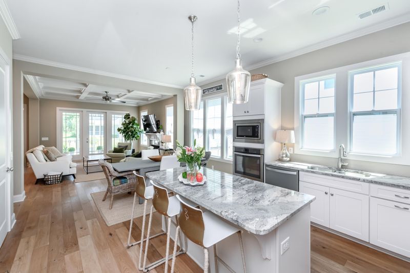 3983 Berberis Ln, Ravenel, SC 29470