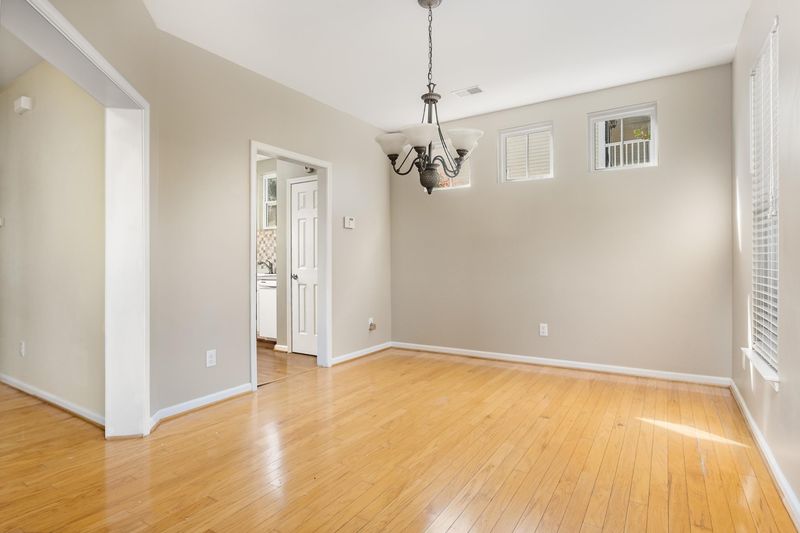 101 Avalon Ct, Goose Creek, SC 29445