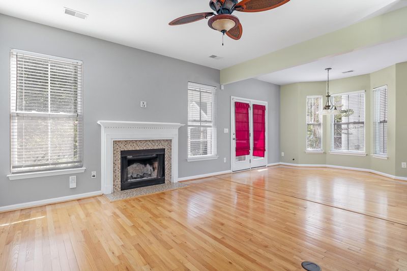 101 Avalon Ct, Goose Creek, SC 29445