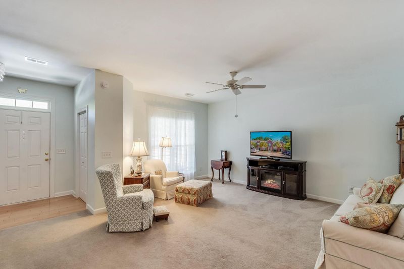 1442 Wellbrooke Ln, Mount Pleasant, SC 29466