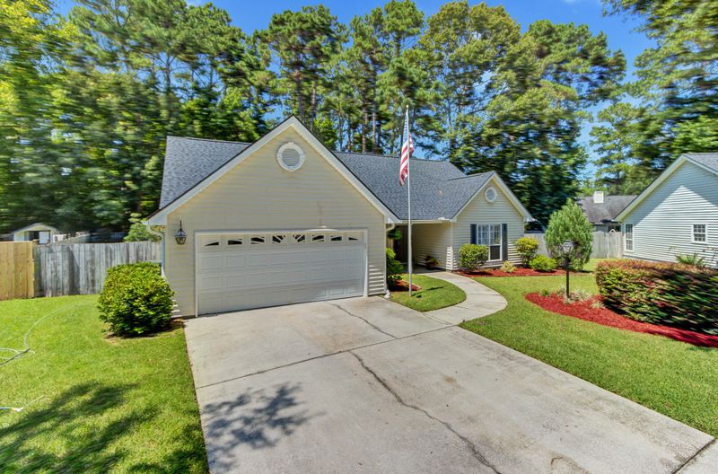 5382 Westchester Pl, North Charleston, SC 29418