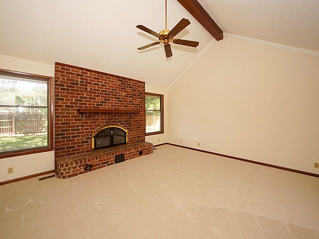 713 Bradburn Dr, Mount Pleasant, SC 29464