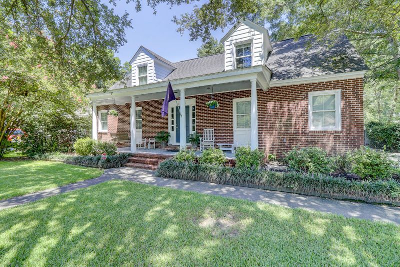 1220 Winston St, Charleston, SC 29407