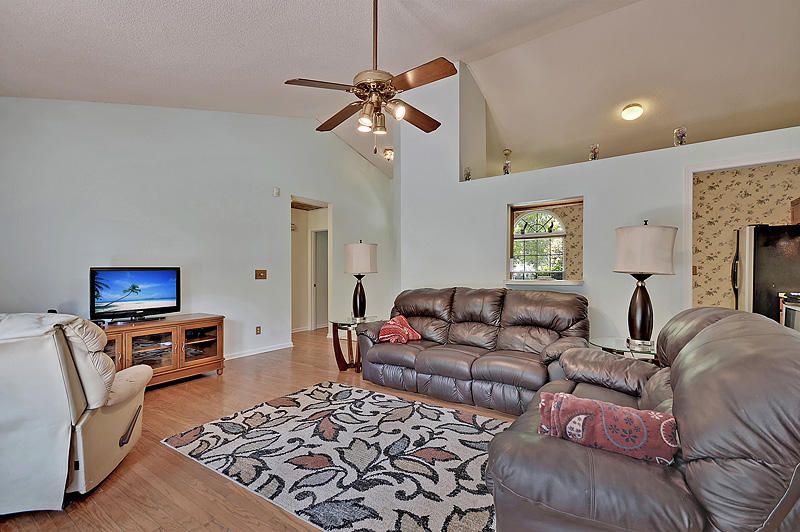 104 Dericote Ln, Summerville, SC 29485