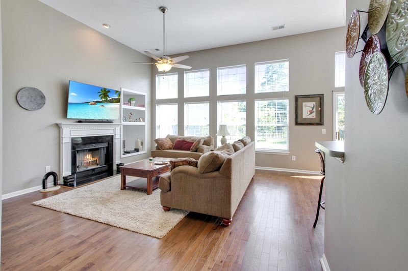 131 Carolinian Dr, Summerville, SC 29485