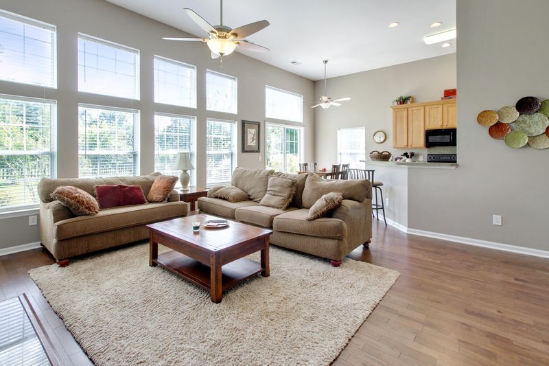 131 Carolinian Dr, Summerville, SC 29485