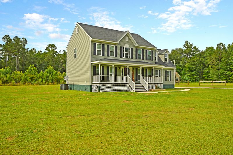 540 Haven Rd, Ridgeville, SC 29472