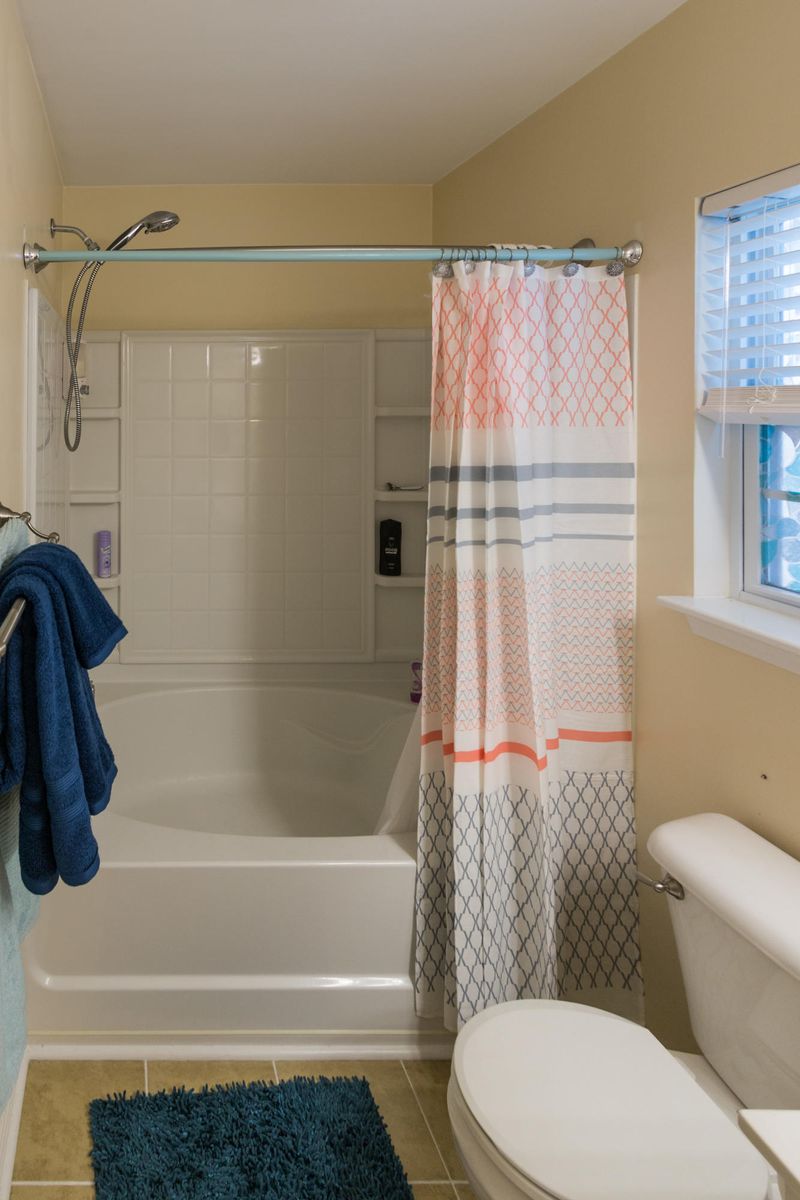 5084 Ballantine Dr, Summerville, SC 29485