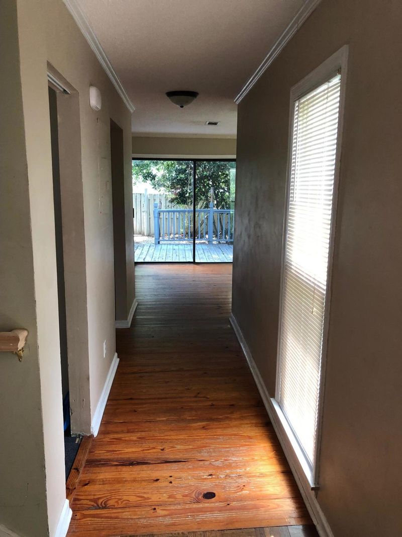 986 Lake Frances Dr, Charleston, SC 29412