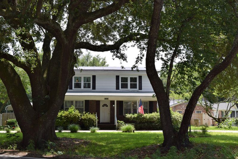 1205 W Capers Rd, Charleston, SC 29412